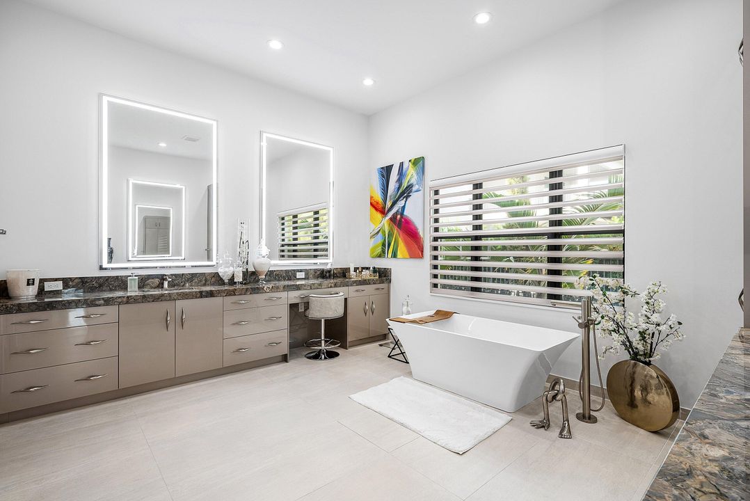 For Sale: $5,250,000 (5 beds, 5 baths, 5927 Square Feet)