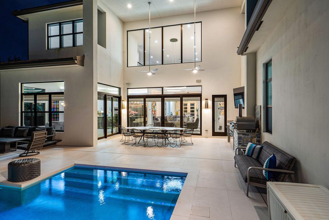 For Sale: $5,250,000 (5 beds, 5 baths, 5927 Square Feet)