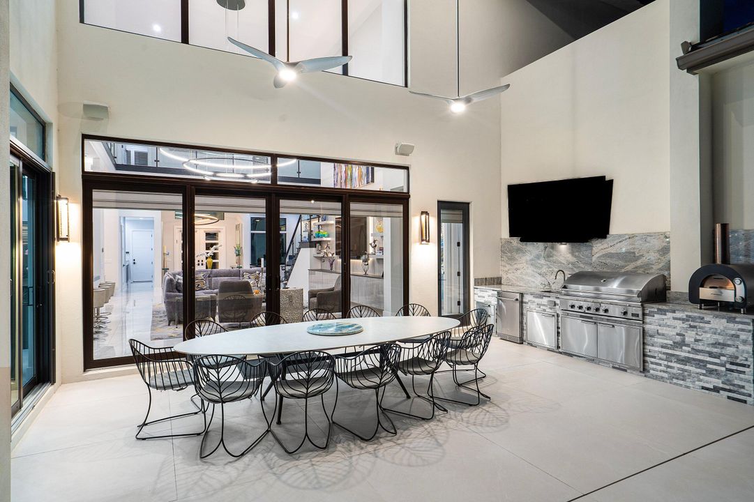 For Sale: $5,250,000 (5 beds, 5 baths, 5927 Square Feet)