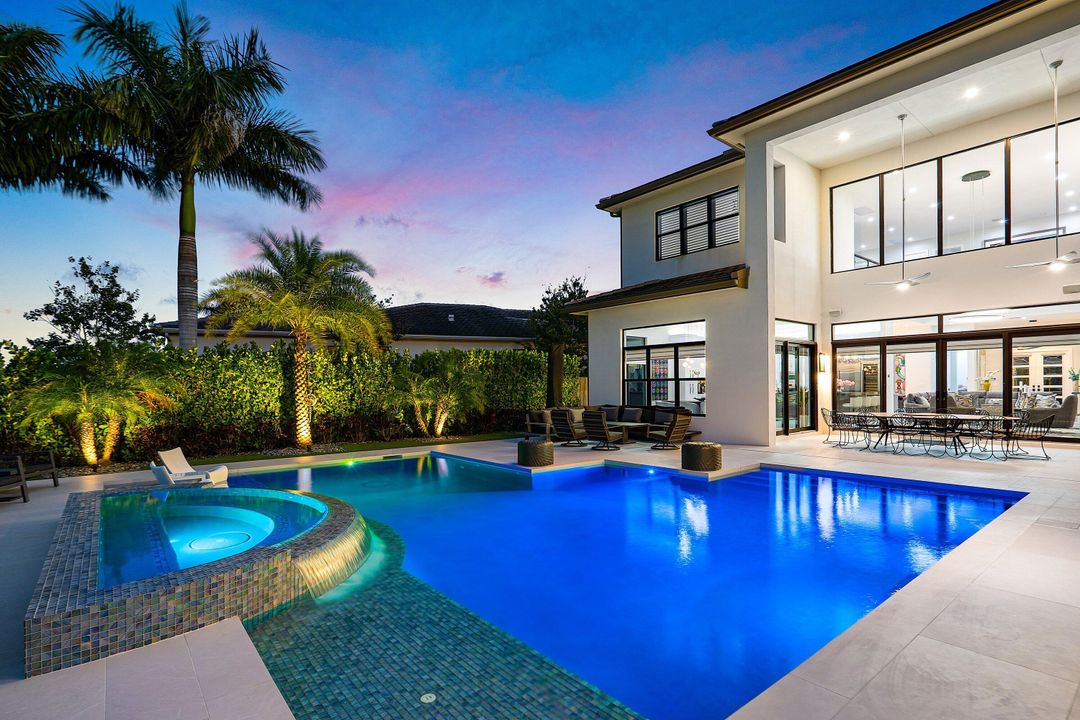 For Sale: $5,250,000 (5 beds, 5 baths, 5927 Square Feet)