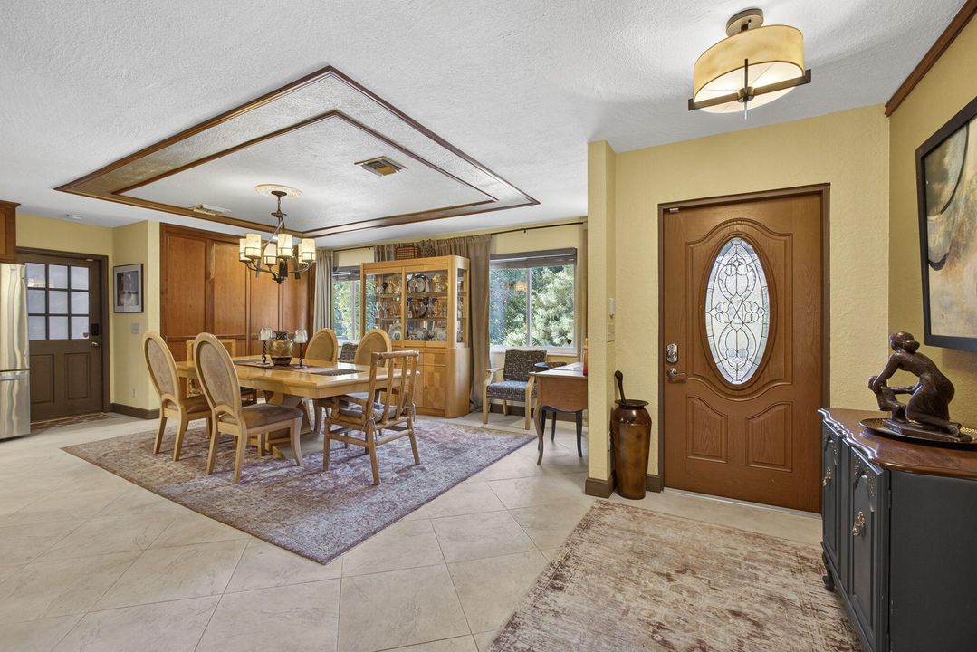 For Sale: $970,000 (4 beds, 3 baths, 2041 Square Feet)