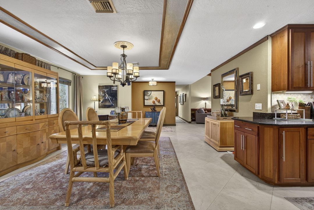 For Sale: $970,000 (4 beds, 3 baths, 2041 Square Feet)