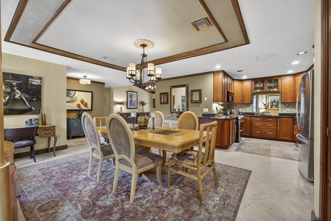 For Sale: $970,000 (4 beds, 3 baths, 2041 Square Feet)