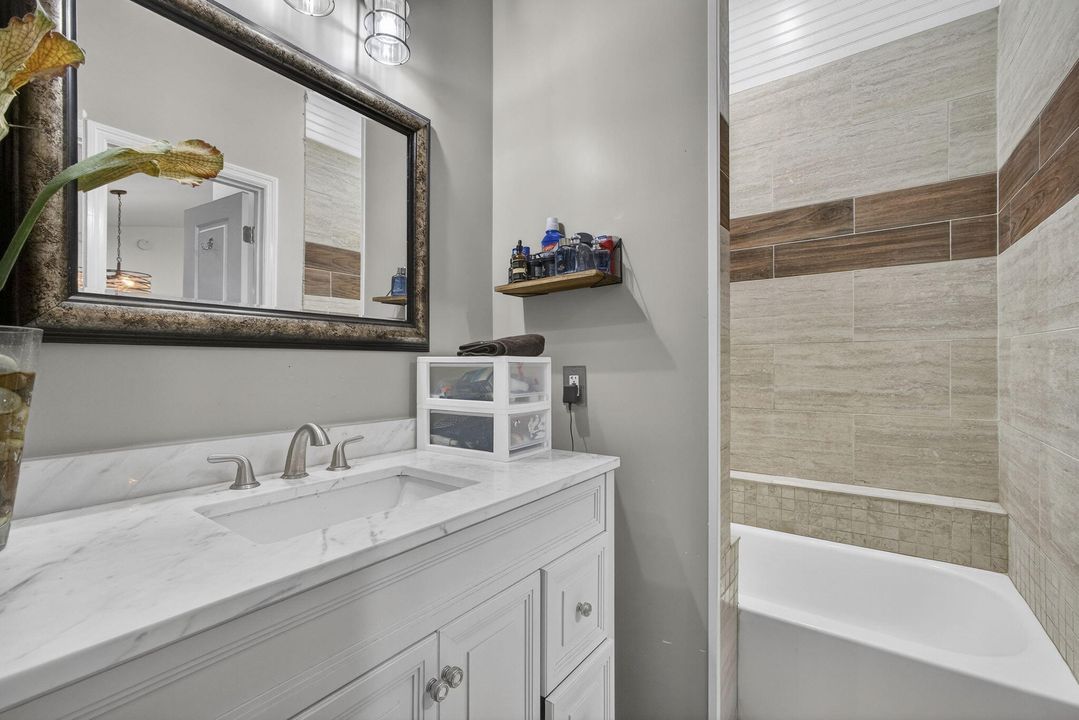 For Sale: $970,000 (4 beds, 3 baths, 2041 Square Feet)