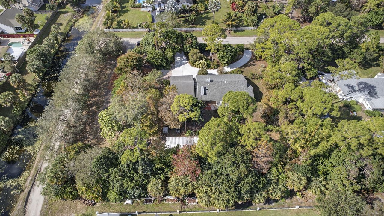 For Sale: $970,000 (4 beds, 3 baths, 2041 Square Feet)