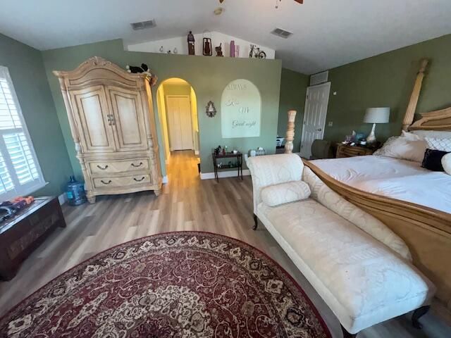 На продажу: $464,900 (4 спален, 2 ванн, 2824 Квадратных фут)