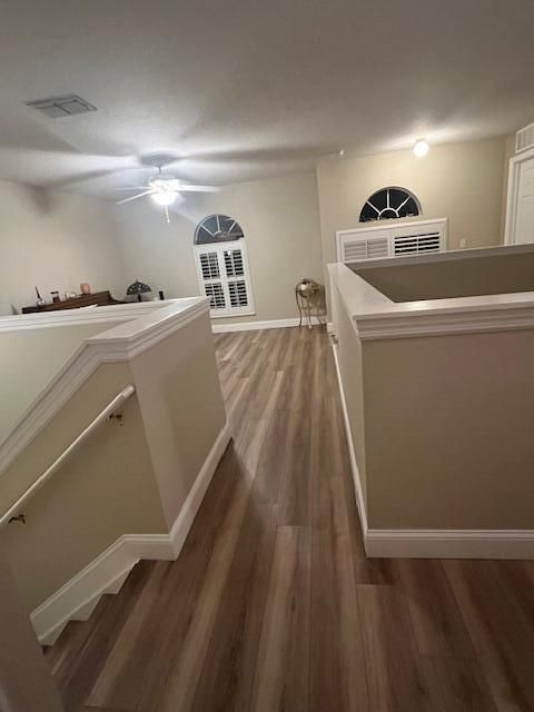 На продажу: $464,900 (4 спален, 2 ванн, 2824 Квадратных фут)