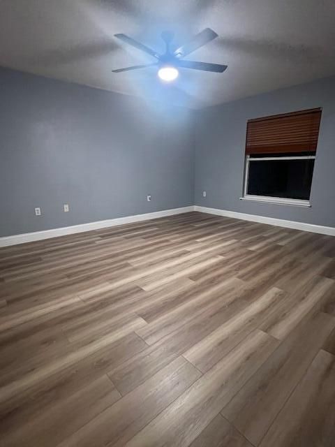 На продажу: $464,900 (4 спален, 2 ванн, 2824 Квадратных фут)