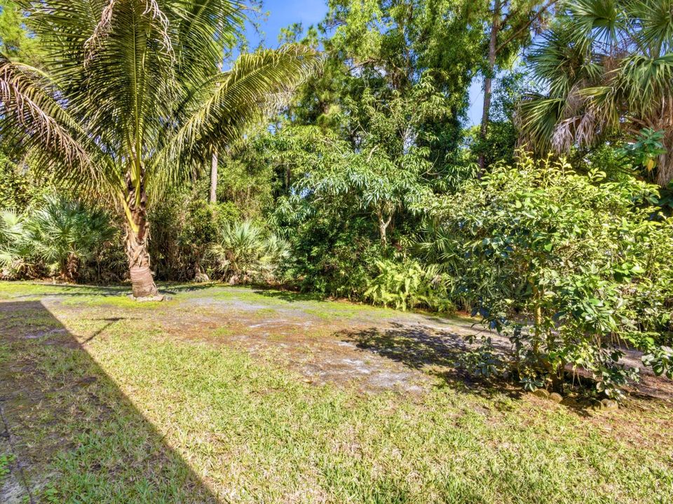 For Sale: $795,000 (4 beds, 2 baths, 1896 Square Feet)