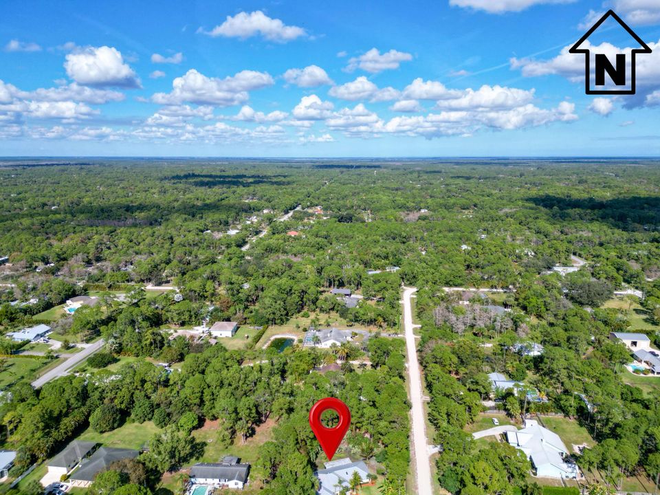 For Sale: $795,000 (4 beds, 2 baths, 1896 Square Feet)