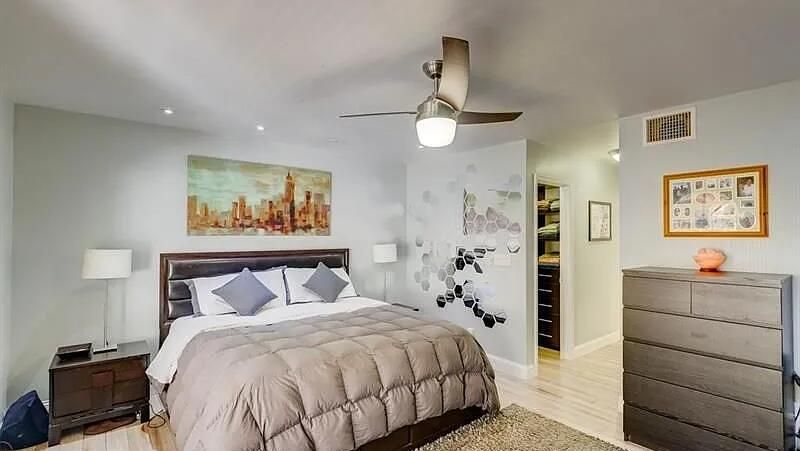 На продажу: $575,000 (2 спален, 2 ванн, 1418 Квадратных фут)