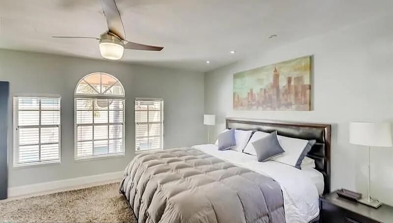 出租: $3,500 (2 贝兹, 2 浴室, 1418 平方英尺)