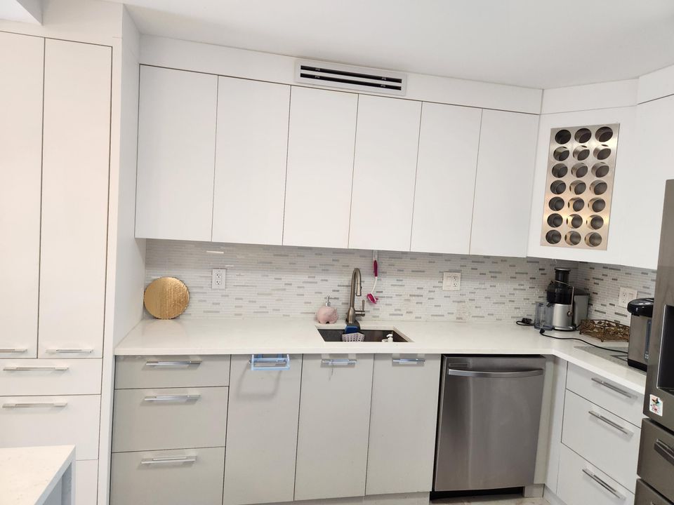 出租: $2,400 (2 贝兹, 2 浴室, 1500 平方英尺)