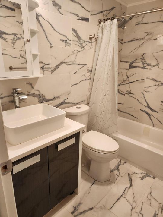 出租: $2,400 (2 贝兹, 2 浴室, 1500 平方英尺)