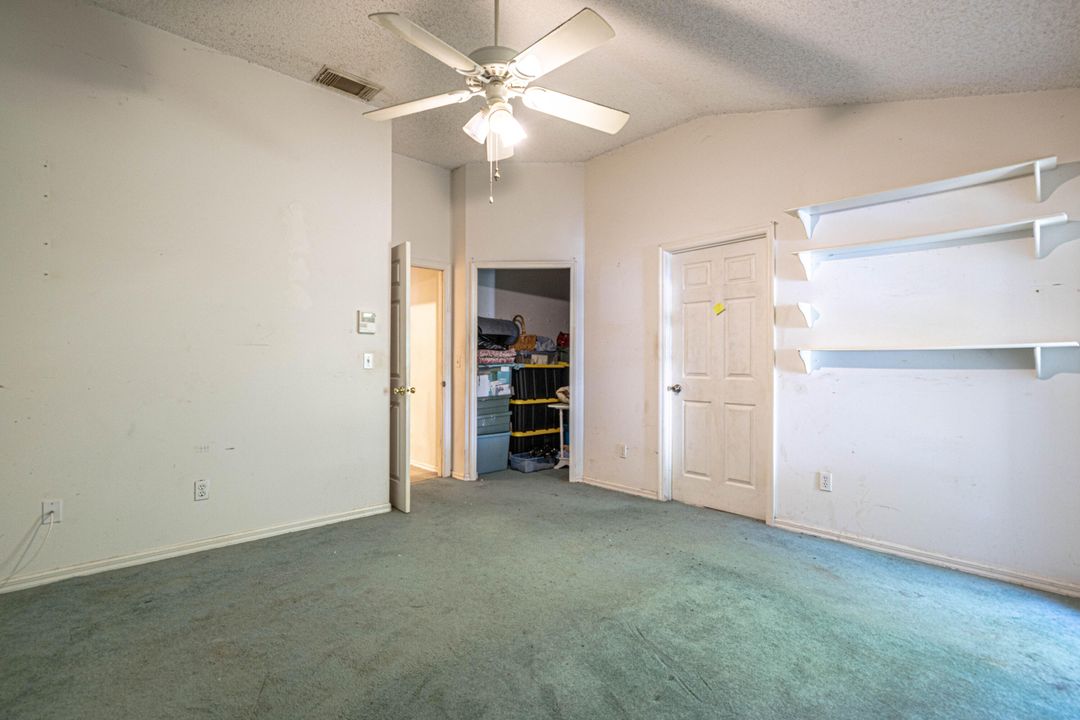 For Sale: $250,000 (3 beds, 2 baths, 1272 Square Feet)