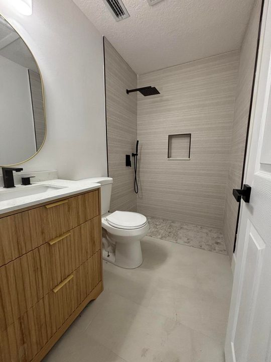 На продажу: $299,000 (2 спален, 2 ванн, 1370 Квадратных фут)