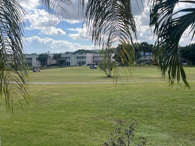 出租: $1,600 (1 贝兹, 1 浴室, 795 平方英尺)