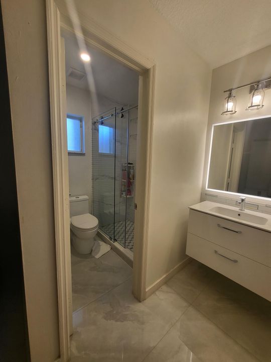 待售: $589,000 (4 贝兹, 2 浴室, 1589 平方英尺)