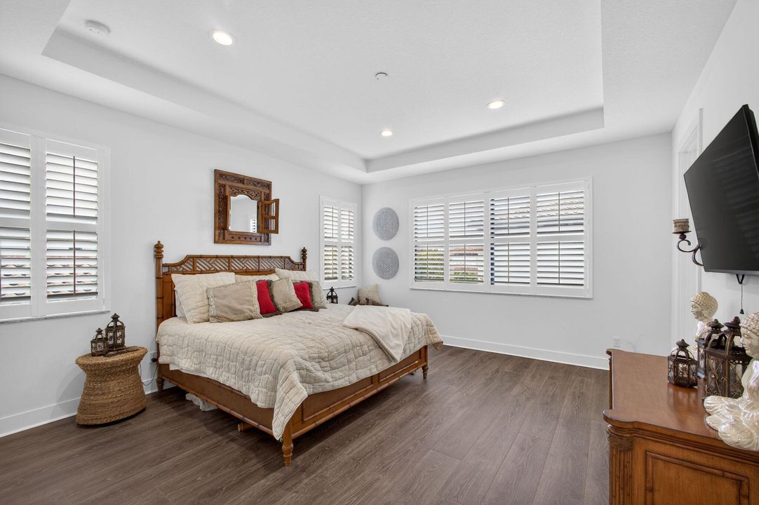 For Sale: $1,900,000 (4 beds, 3 baths, 3618 Square Feet)