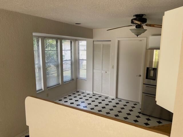 В аренду: $4,195 (3 спален, 2 ванн, 1819 Квадратных фут)