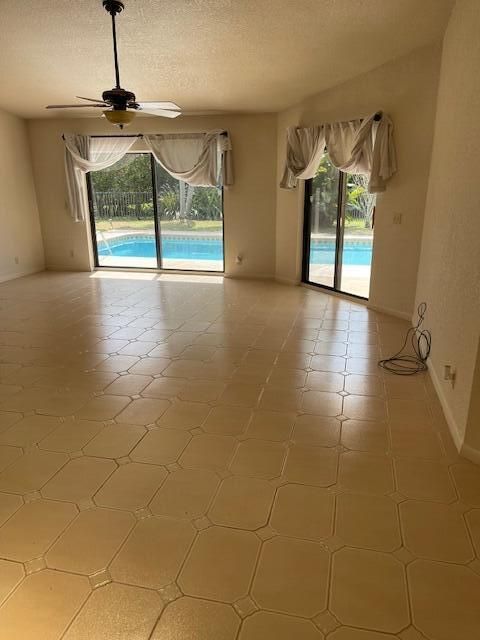 В аренду: $4,195 (3 спален, 2 ванн, 1819 Квадратных фут)