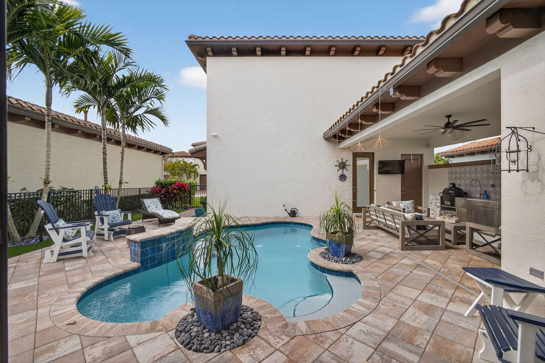 For Sale: $1,900,000 (4 beds, 3 baths, 3618 Square Feet)