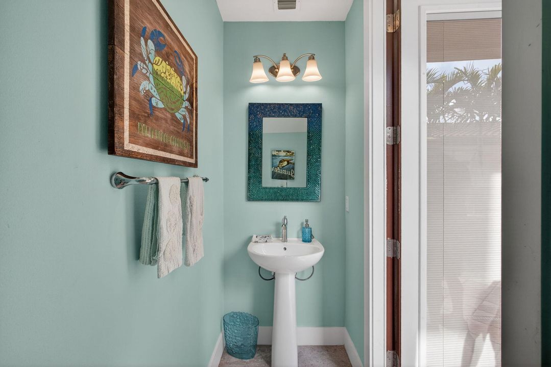 For Sale: $1,900,000 (4 beds, 3 baths, 3618 Square Feet)