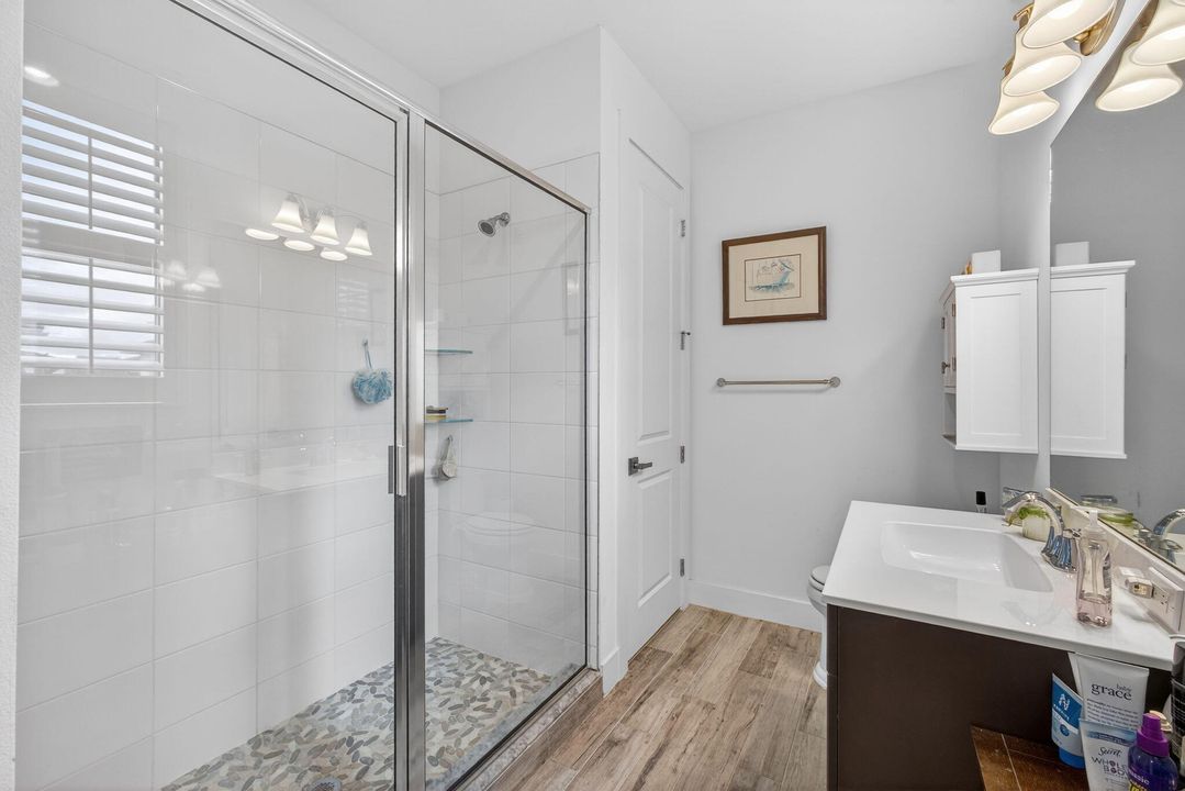 For Sale: $1,900,000 (4 beds, 3 baths, 3618 Square Feet)