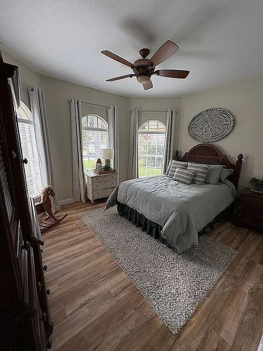 En Venta: $549,999 (3 camas, 3 baños, 2365 Pies cuadrados)