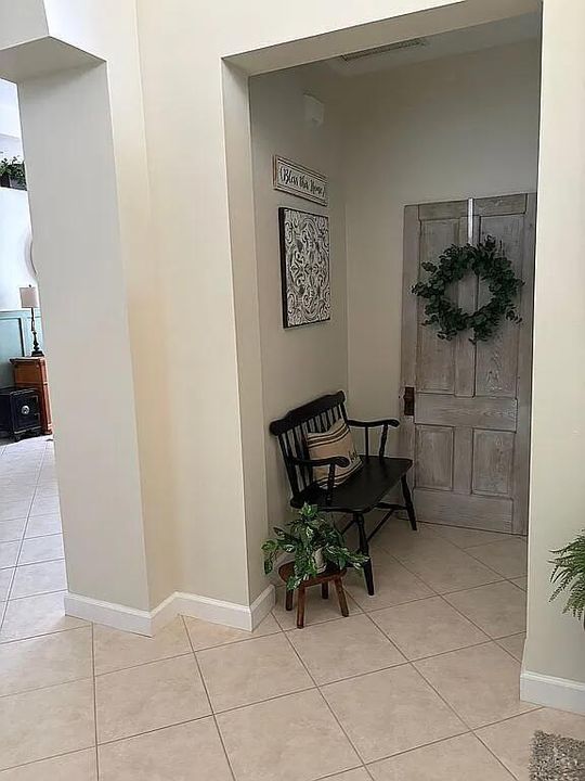 En Venta: $549,999 (3 camas, 3 baños, 2365 Pies cuadrados)