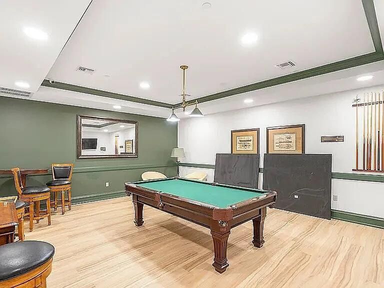 En Venta: $549,999 (3 camas, 3 baños, 2365 Pies cuadrados)