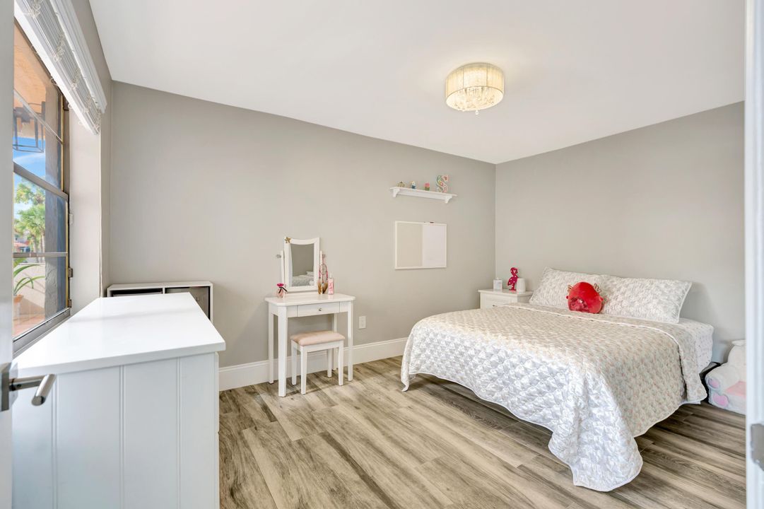 For Sale: $515,900 (3 beds, 2 baths, 1641 Square Feet)