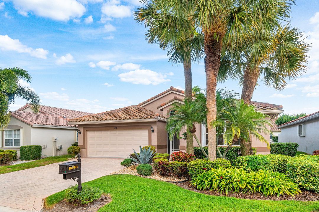 待售: $549,000 (3 贝兹, 2 浴室, 2078 平方英尺)