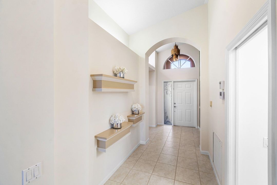 待售: $549,000 (3 贝兹, 2 浴室, 2078 平方英尺)