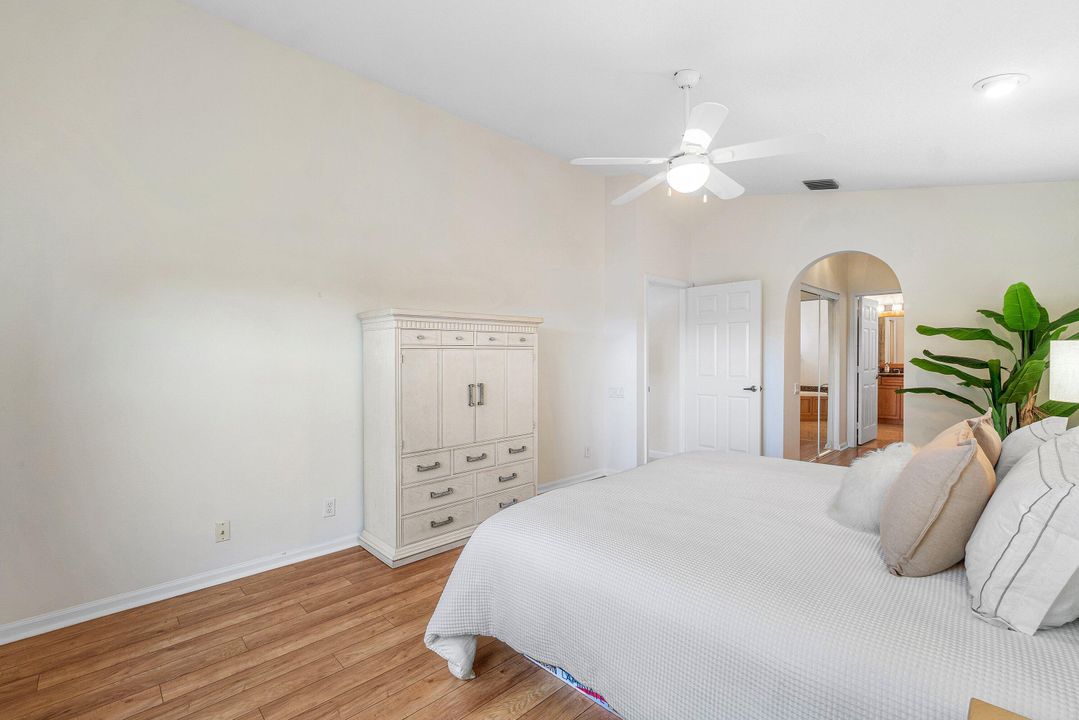 待售: $549,000 (3 贝兹, 2 浴室, 2078 平方英尺)