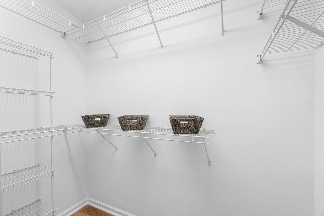 待售: $549,000 (3 贝兹, 2 浴室, 2078 平方英尺)