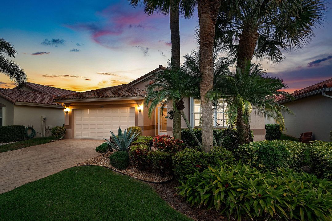 待售: $549,000 (3 贝兹, 2 浴室, 2078 平方英尺)