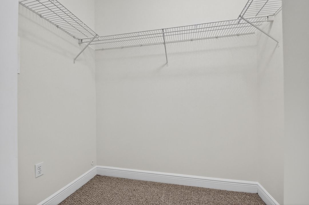 待售: $459,000 (2 贝兹, 2 浴室, 1130 平方英尺)