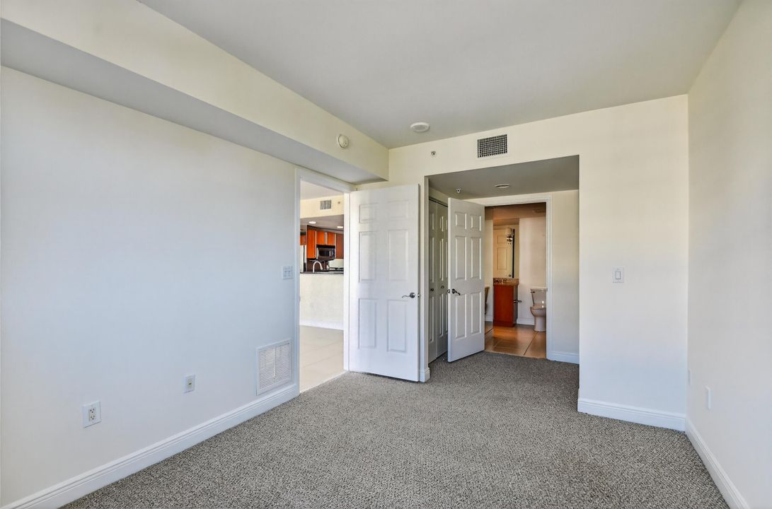 待售: $459,000 (2 贝兹, 2 浴室, 1130 平方英尺)