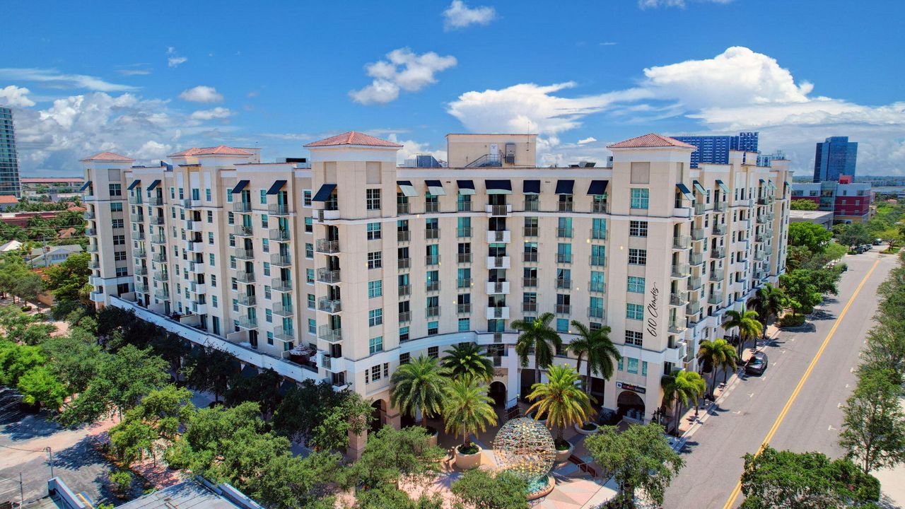 待售: $459,000 (2 贝兹, 2 浴室, 1130 平方英尺)