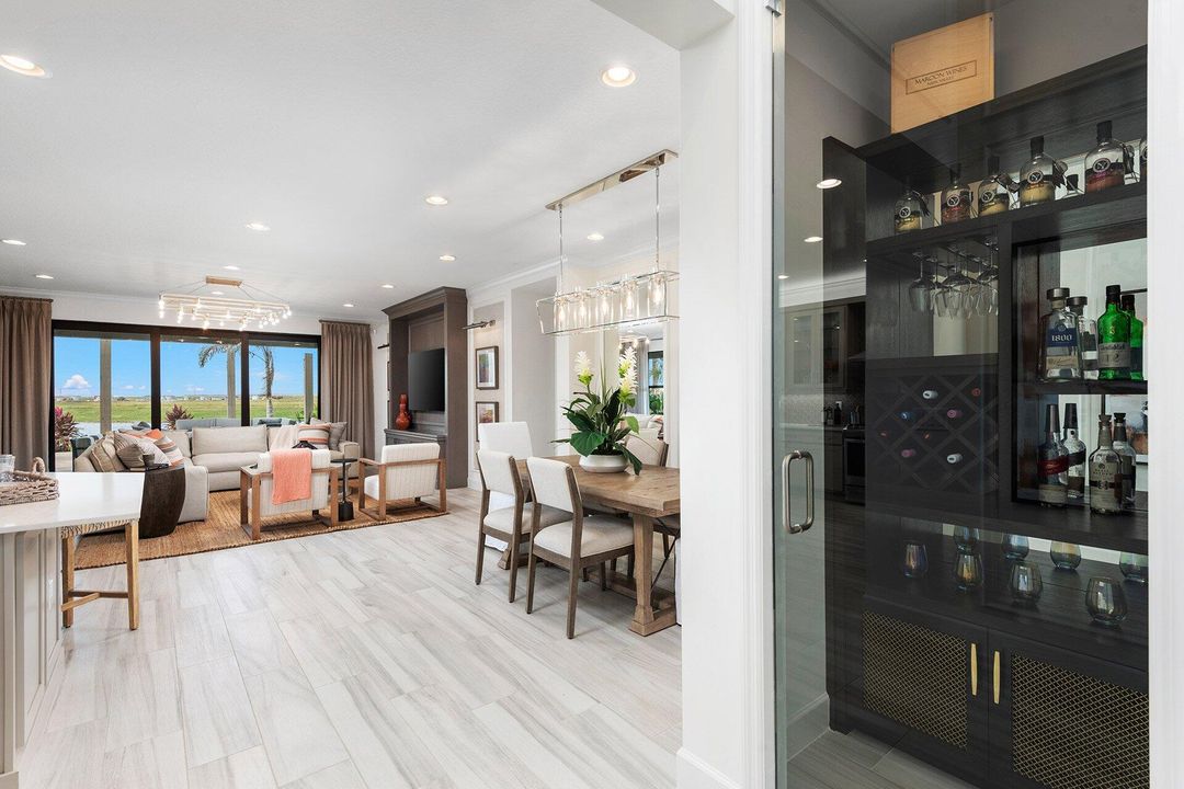 For Sale: $725,000 (3 beds, 3 baths, 2352 Square Feet)