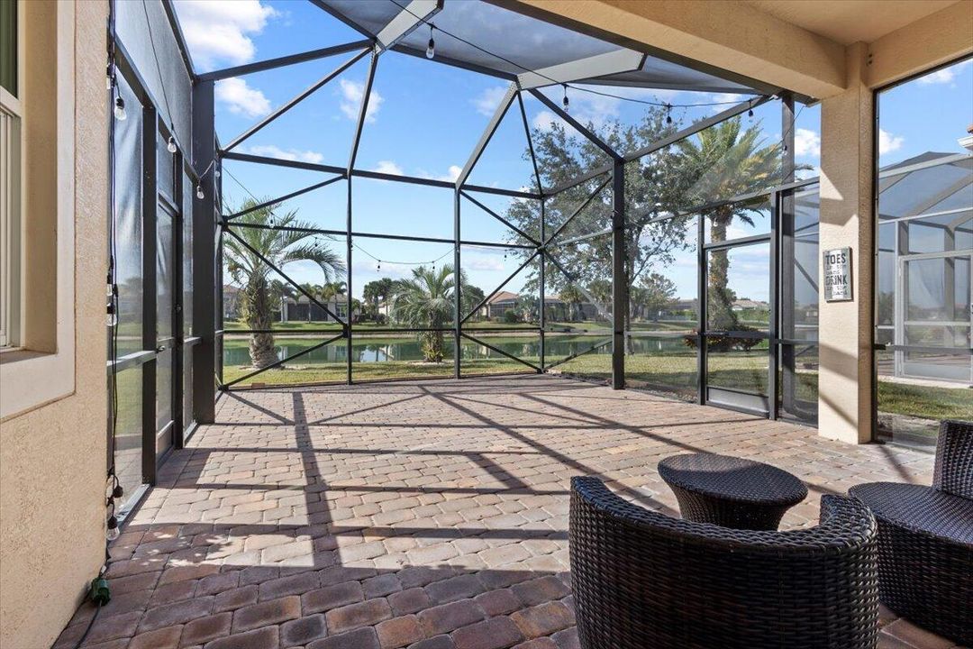 На продажу: $482,000 (3 спален, 2 ванн, 2007 Квадратных фут)