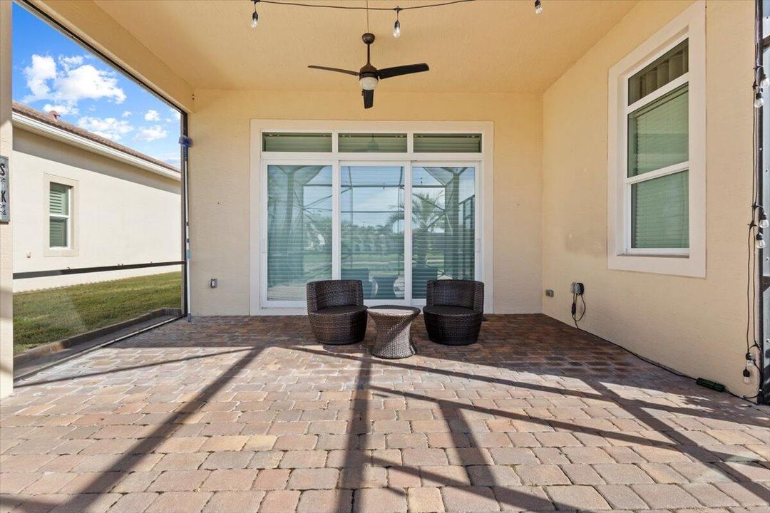 На продажу: $482,000 (3 спален, 2 ванн, 2007 Квадратных фут)