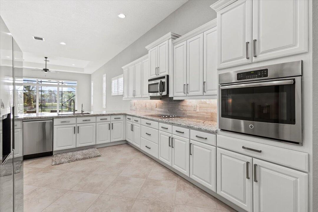 На продажу: $482,000 (3 спален, 2 ванн, 2007 Квадратных фут)