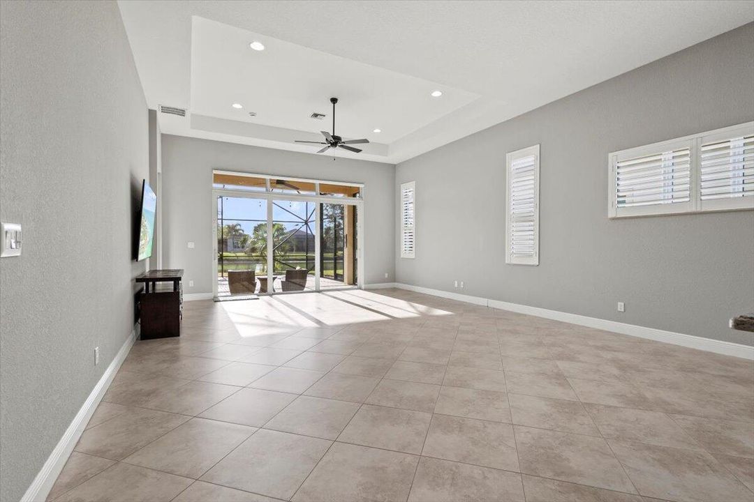 На продажу: $482,000 (3 спален, 2 ванн, 2007 Квадратных фут)