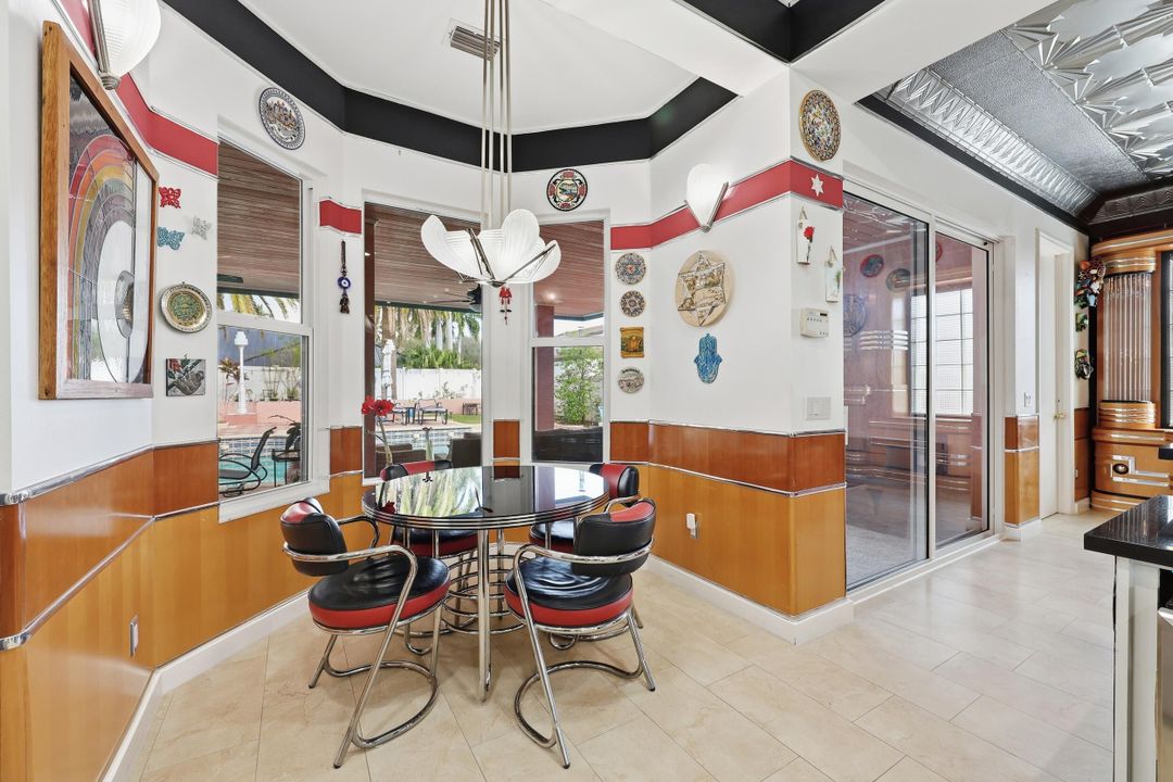 На продажу: $1,029,000 (3 спален, 2 ванн, 2160 Квадратных фут)