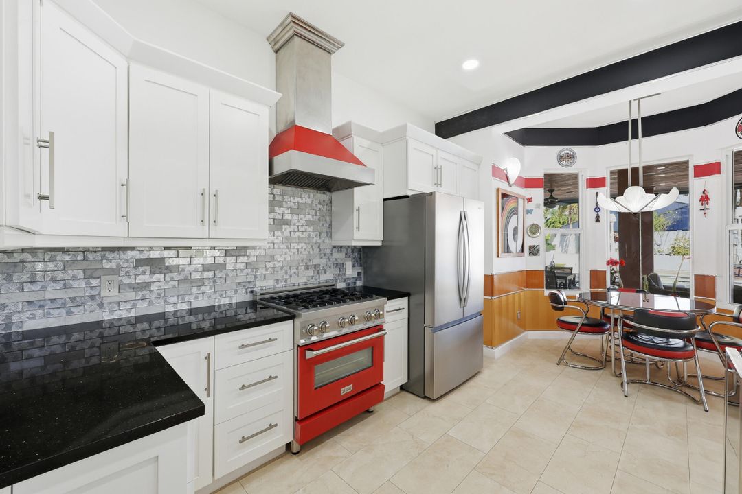 На продажу: $1,029,000 (3 спален, 2 ванн, 2160 Квадратных фут)