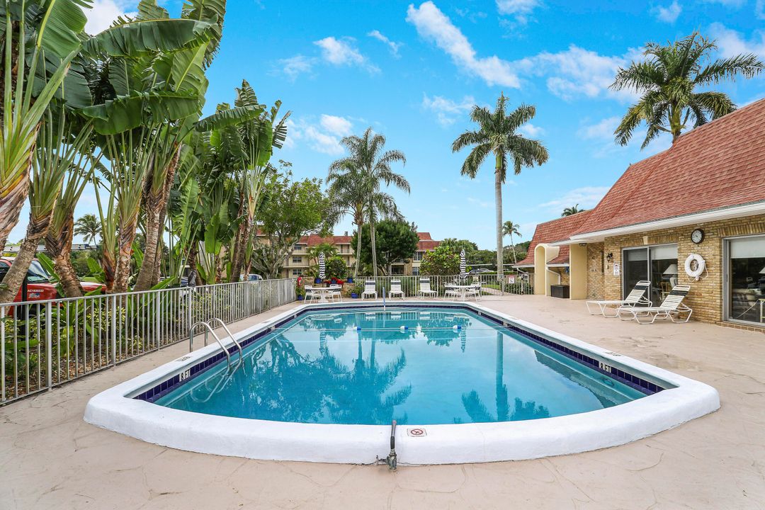 待售: $195,000 (2 贝兹, 2 浴室, 1162 平方英尺)