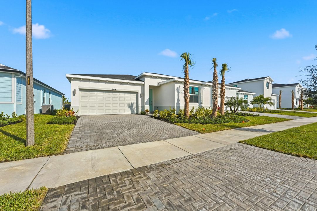 En Renta: $2,300 (4 camas, 2 baños, 1809 Pies cuadrados)