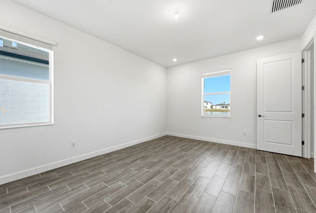 En Renta: $2,300 (4 camas, 2 baños, 1809 Pies cuadrados)